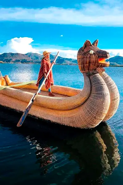 GRUPO A UROS, AMANTANI Y TAQUILE